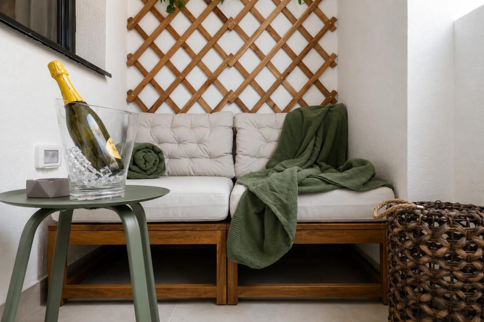 Balcony/Terrace, Seating area
