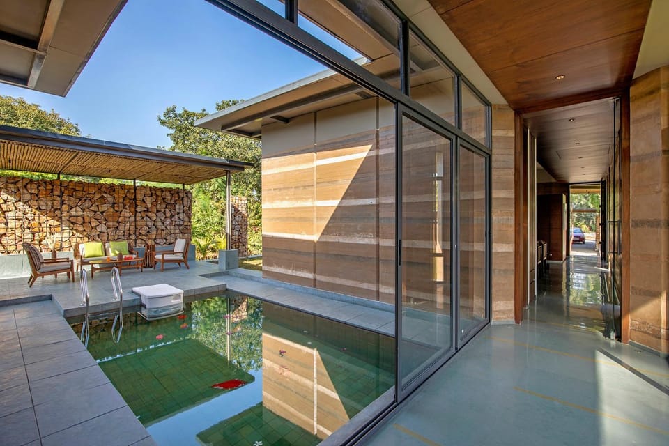 Pool view, Swimming pool