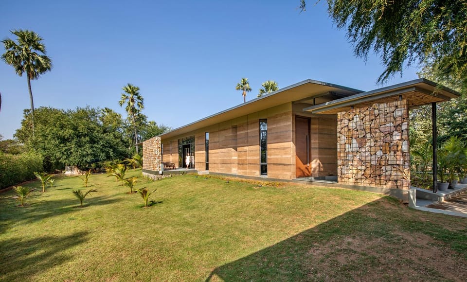 Property building, Natural landscape, Garden view