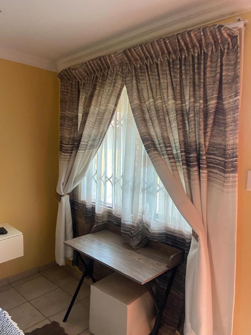 Ga-Dikobo guest house 2 Bed and Breakfast in Gauteng