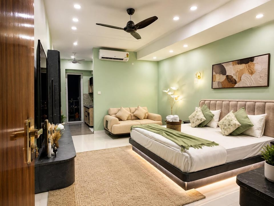 The Grove studio by RSR heaven stayz Apartment in Gurugram