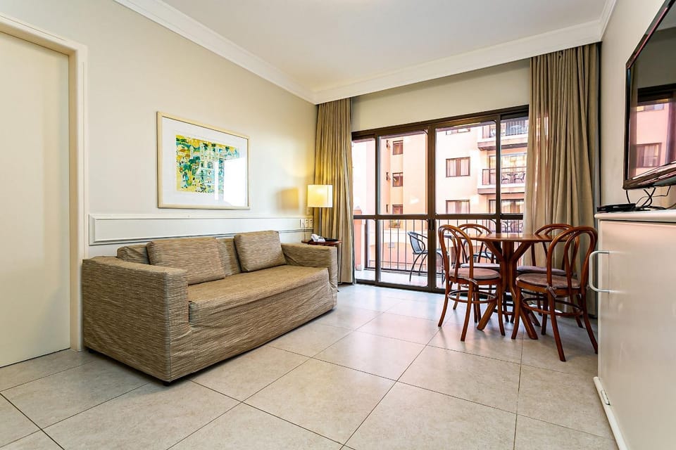 Balcony/Terrace, Living room