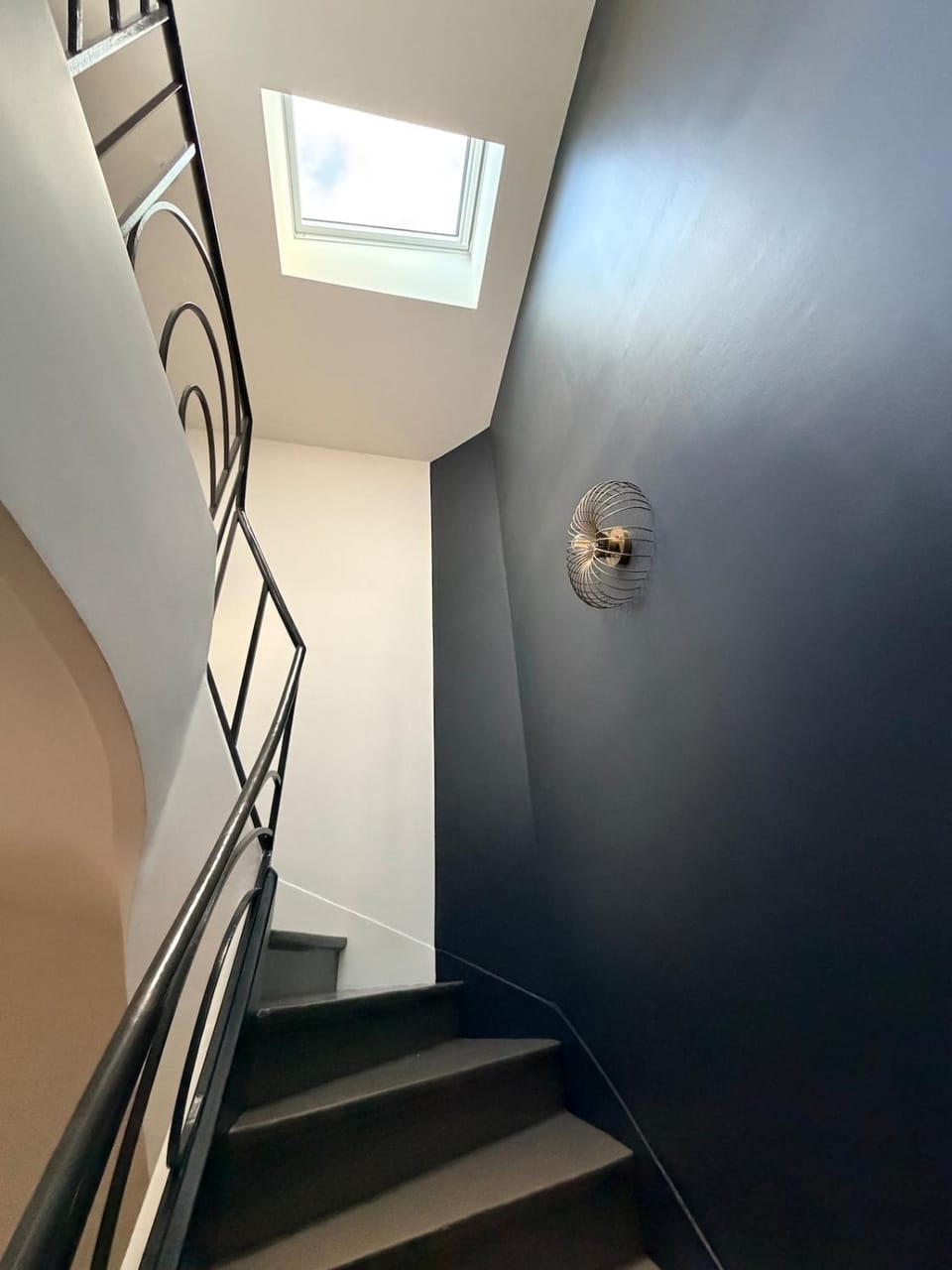 Art Deco rooftop villa with private spa Villa in Auvergne-Rhône-Alpes