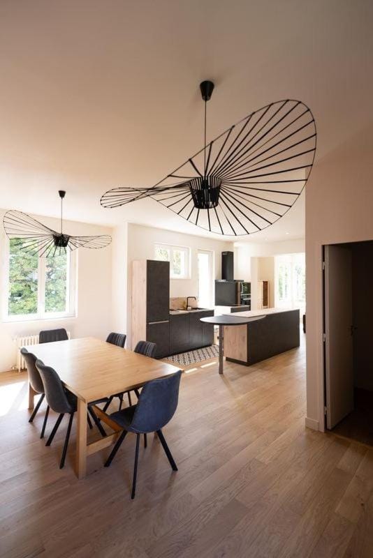 Art Deco rooftop villa with private spa Villa in Auvergne-Rhône-Alpes