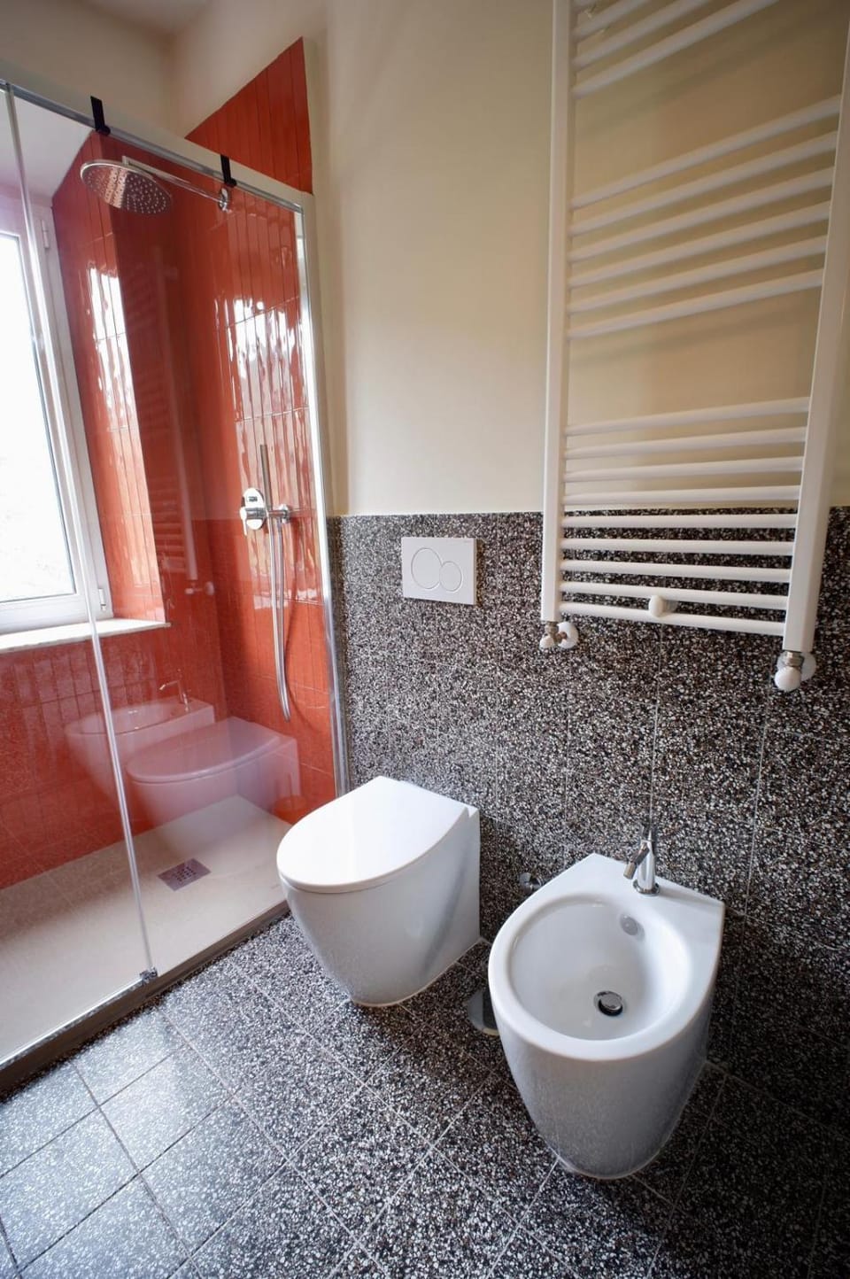 Shower, Toilet, bidet
