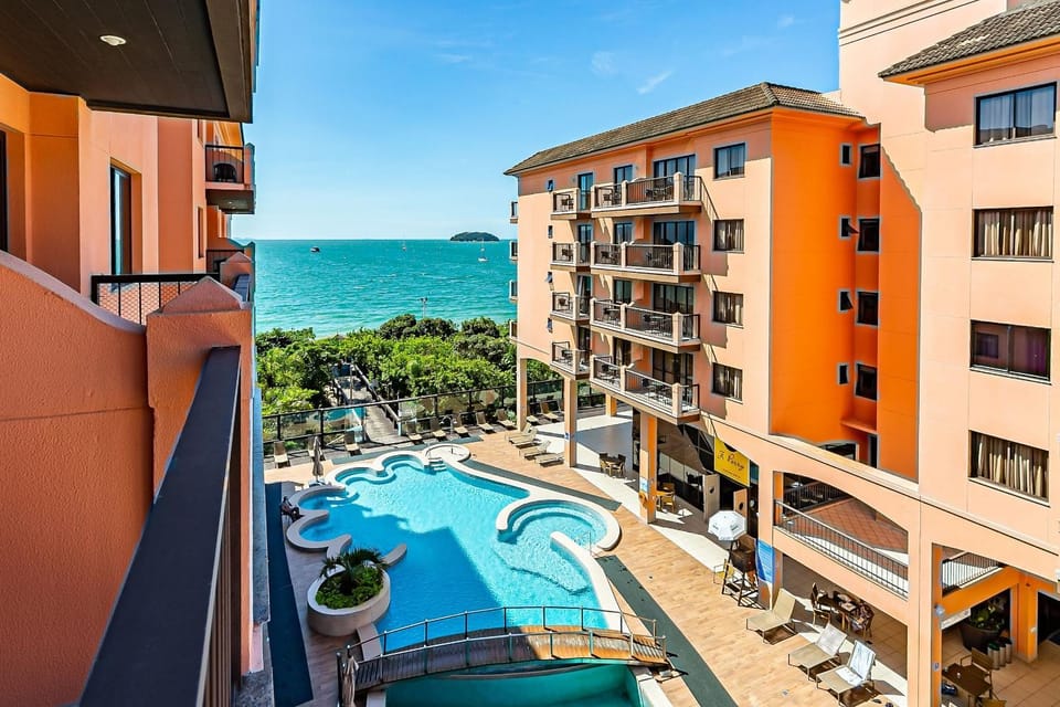Balcony/Terrace, Pool view