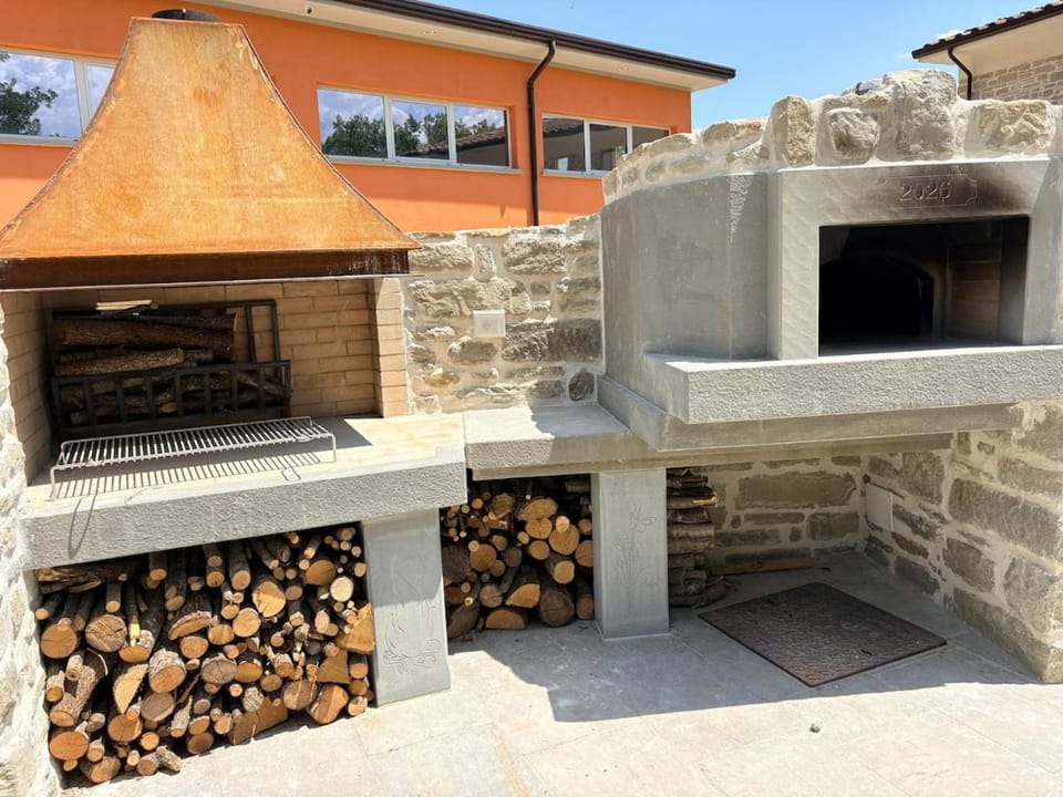 BBQ facilities, BBQ facilities, oven