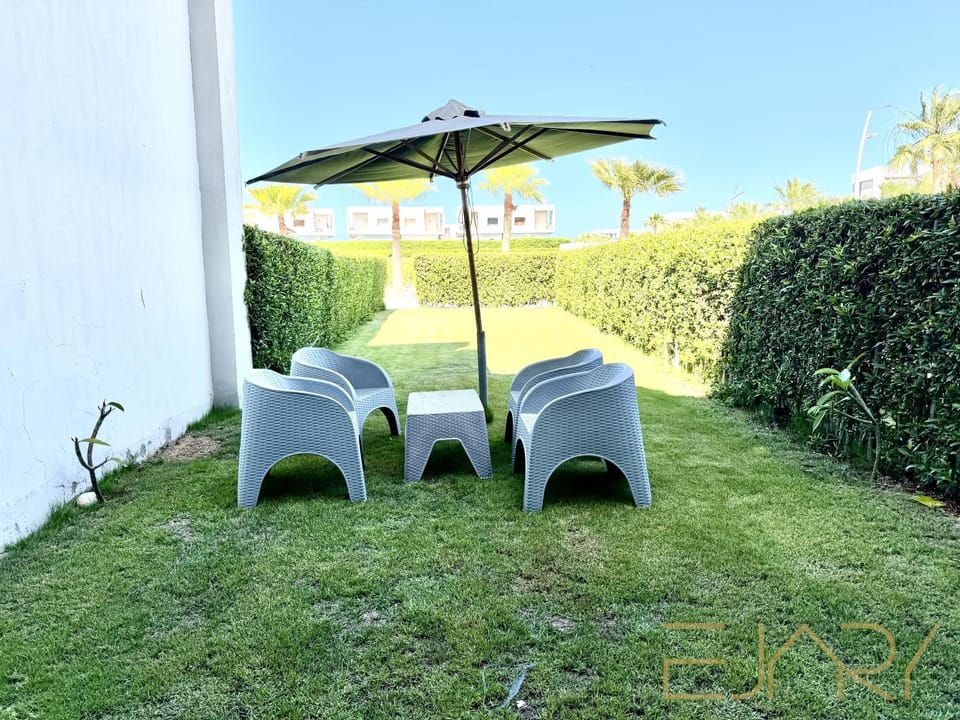 LaVista Cascada 3BR Duplex with Garden Apartment in Egypt