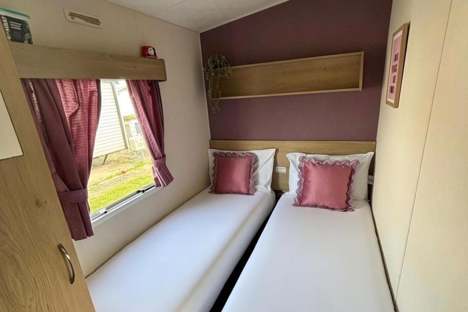 Coastal Caravan at Lyons Robin Hood Rhyl House in Rhyl