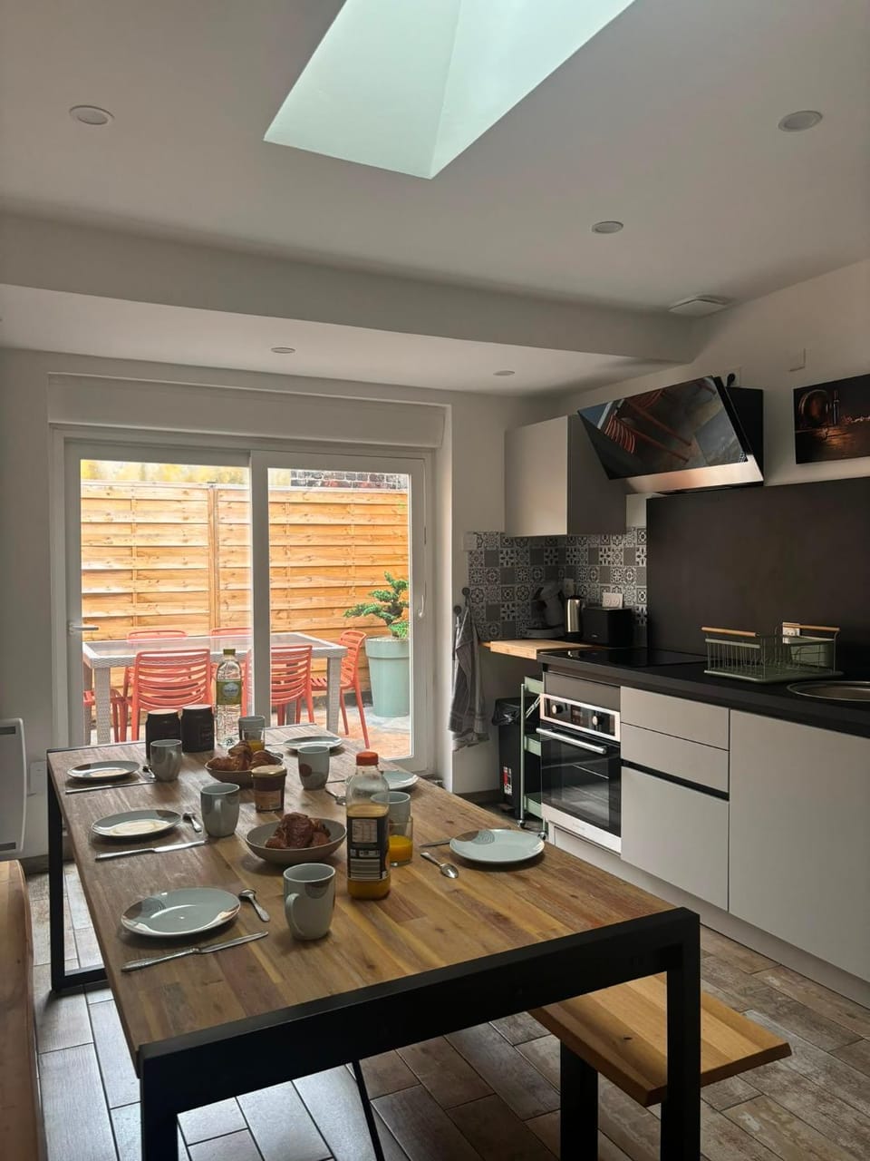 Le Cocon de Mollien avec Cour House in Calais