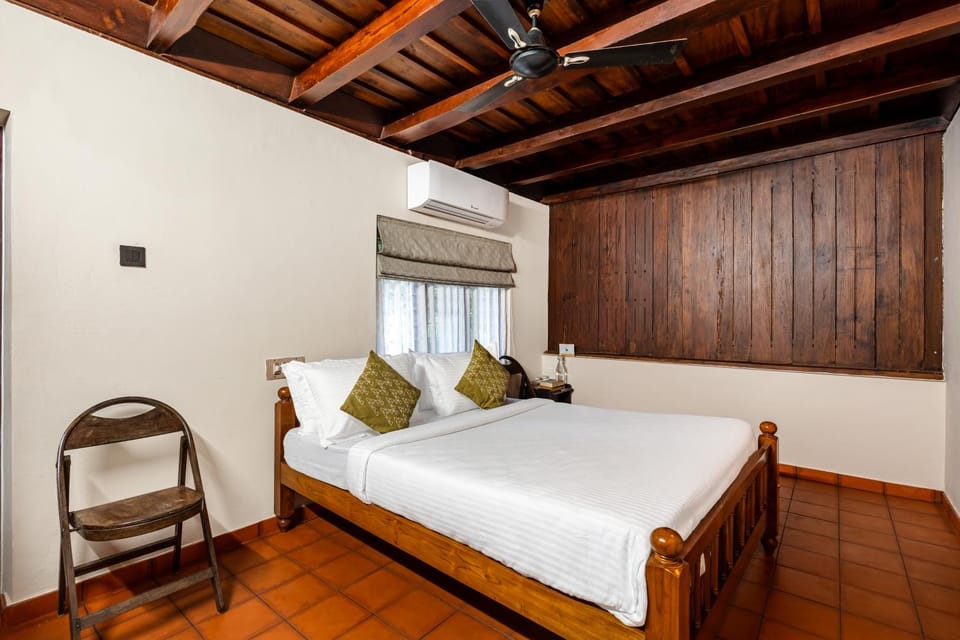 Alaya Stays Mangaly Heritage 270-Year-Old 3 BHK Authentic Kerala Heritage Villa with Courtyard & Garden Villa in Kerala