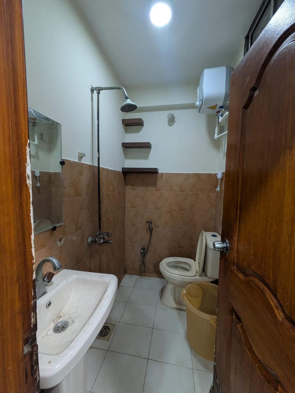 Royal Residency DHA phase 6 Karachi Apartment in Karachi