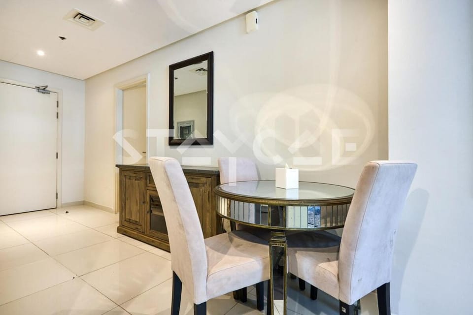 Staycae Holiday Homes - Golf Vista, DAMAC Hills Apartment in Dubai