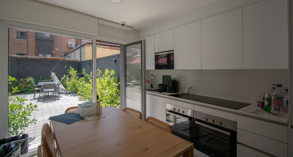All included Private Room in Coliving Premium Tetuán Bed and Breakfast in Madrid