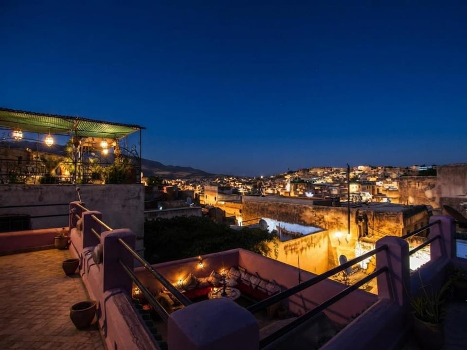 DAR bab jdid- Steps from historic sites Bed and Breakfast in Fes