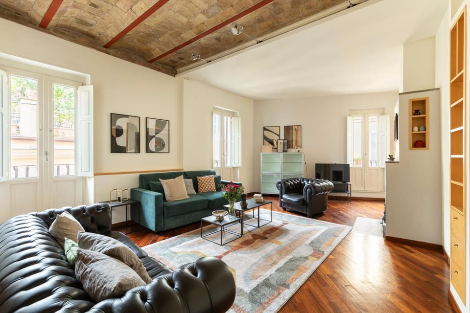 Trevi Charming Penthouse Apartment in Rome