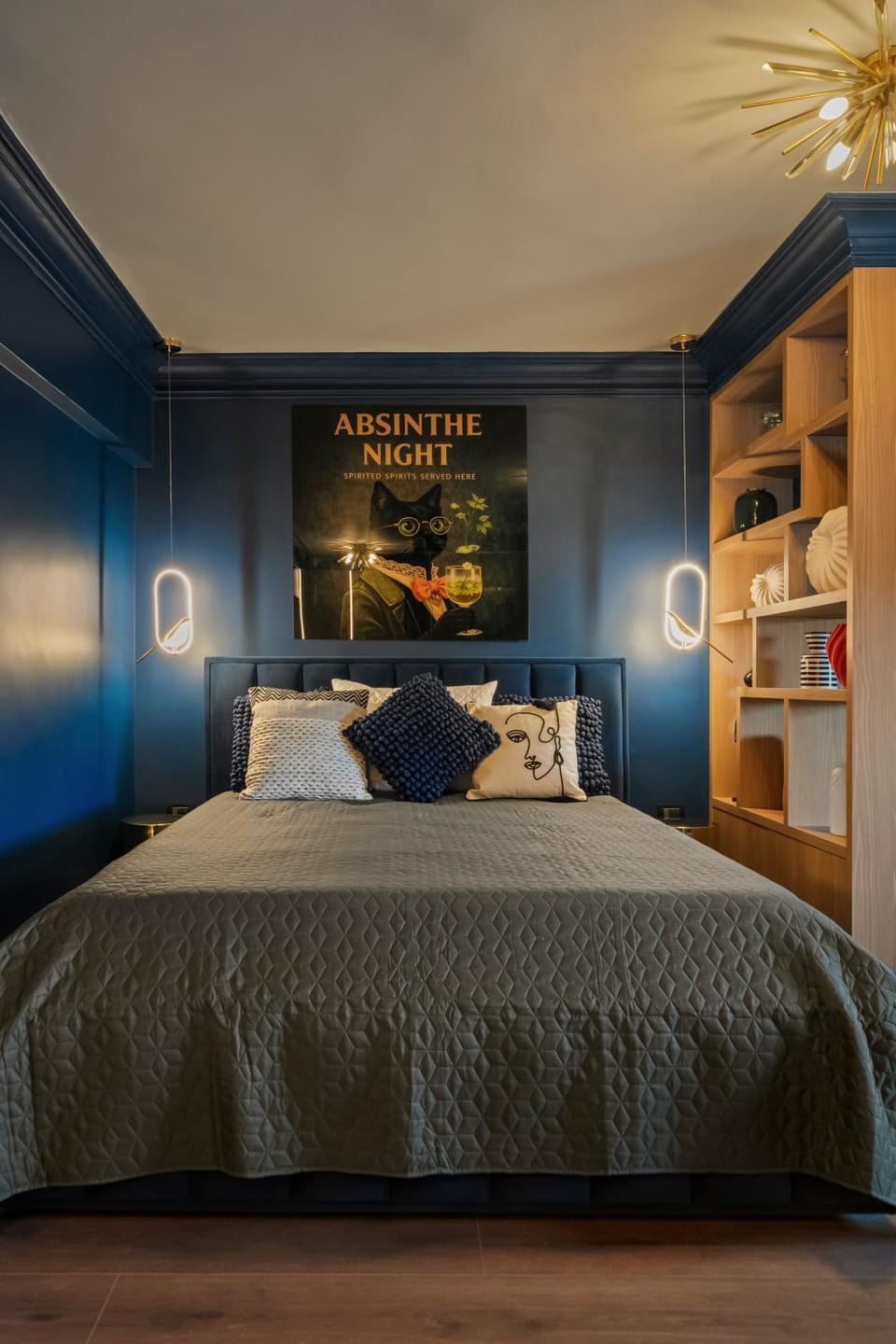 Bed, Photo of the whole room