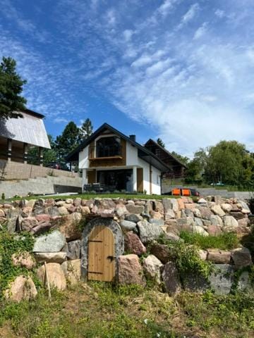 Dom nad jeziorem House in Poland