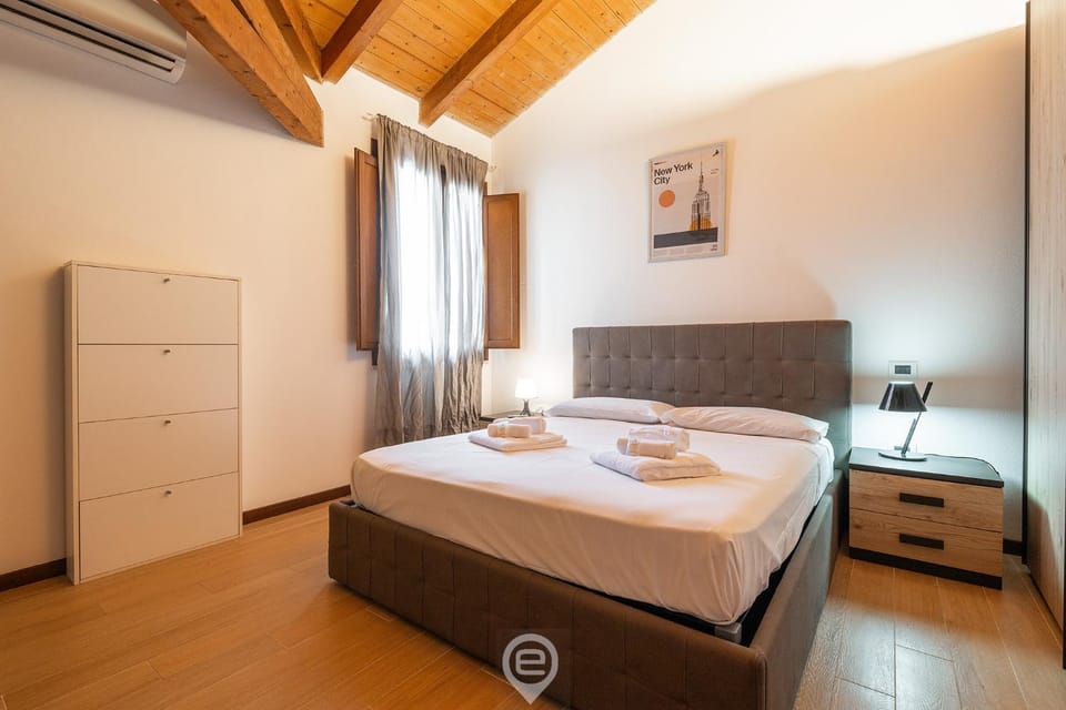 Estay - Flamingo Courtyard Retreat Apartment in Quartu Sant'Elena