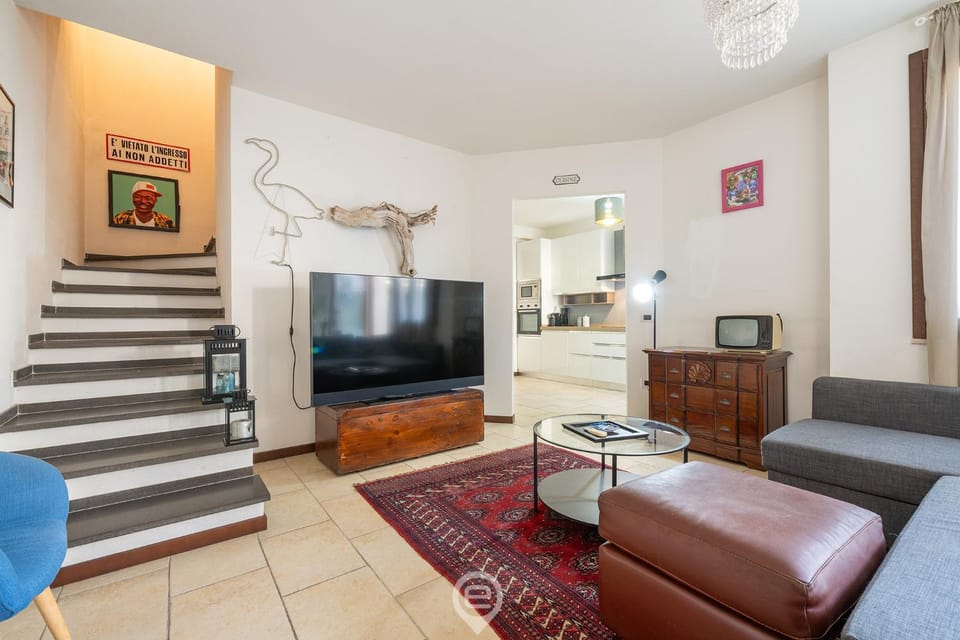 Estay - Flamingo Courtyard Retreat Apartment in Quartu Sant'Elena