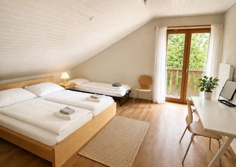 Photo of the whole room, Bedroom