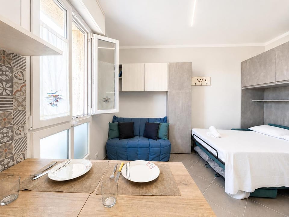 Hostdomus - Mirasole Apartment Apartment in Liguria