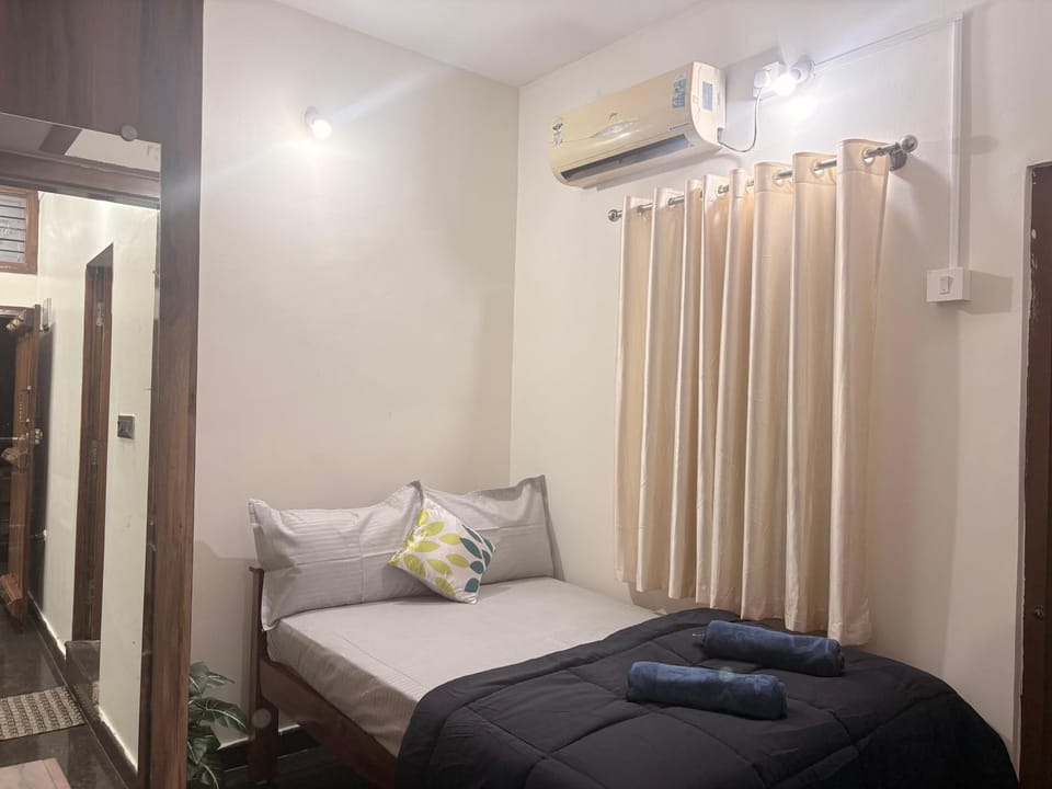 Kamadhenu Homestay 2BHK A Opp Mysore Zoo Apartment in Mysuru