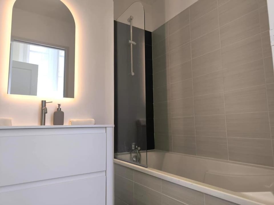 T3 rénové et lumineux au cœur du centre historique Apartment in Avignon