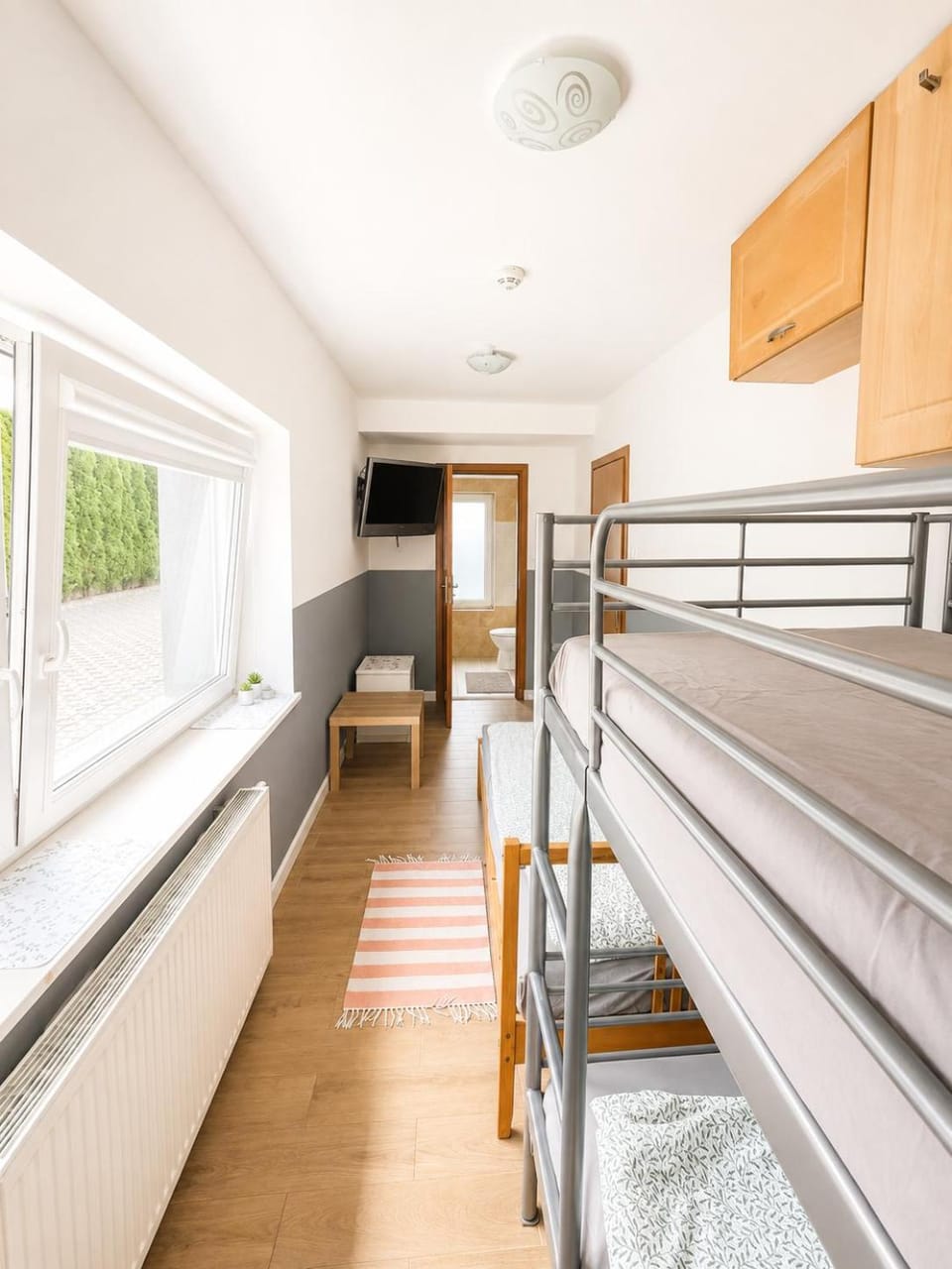 Bed, Photo of the whole room, Bedroom, bunk bed