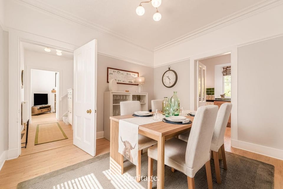 Cromar Cottage, Cosy 2 Bedroom Cottage in Ballater Apartment in Ballater