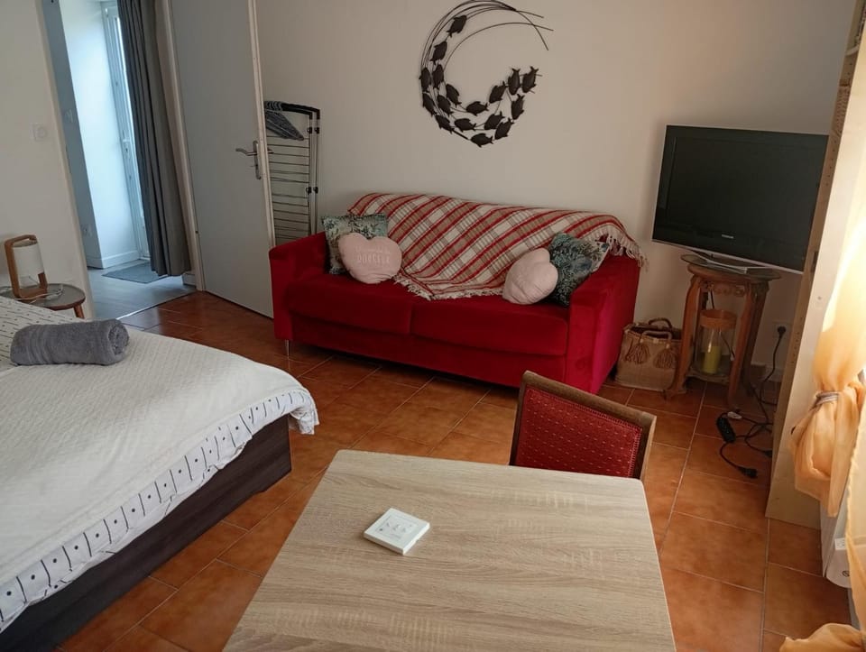 Le nid d'argile Bed and Breakfast in Limoges