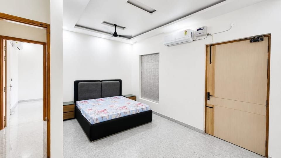 Private farm house pool party Villa in Gurugram