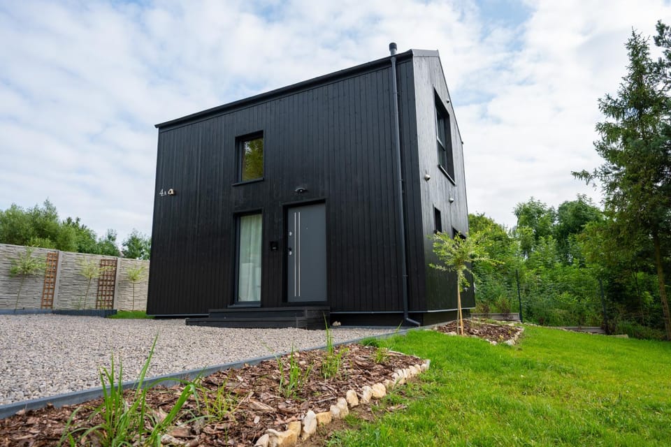 Domek Czarny Amonit - Jura House in Poland