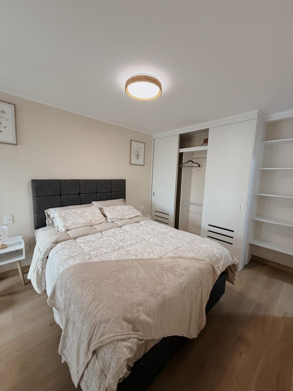Bedroom, wardrobe