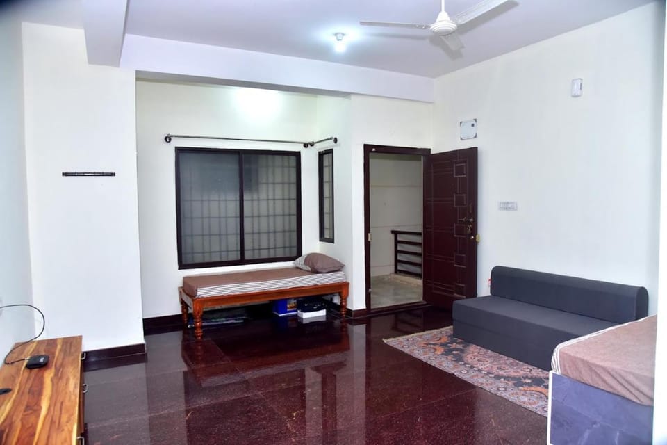 TV and multimedia, Living room, Photo of the whole room, Seating area