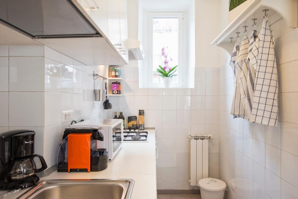 Coffee/tea facilities, Kitchen or kitchenette, Food, Meals, Lunch, Dinner