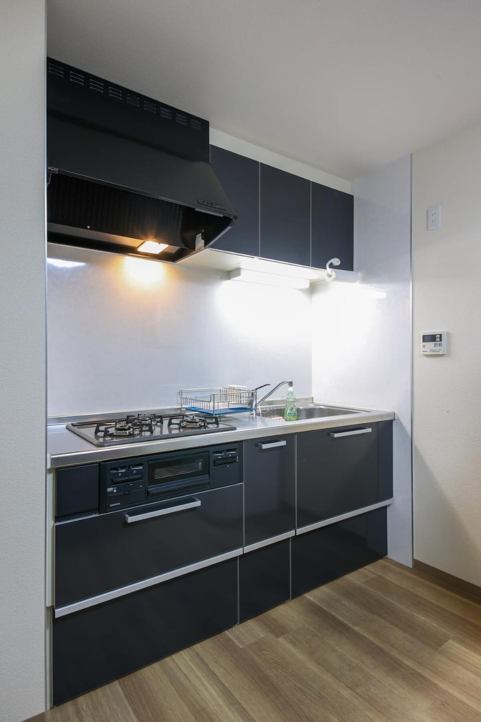 Namba kuromon 301 , Hokusai House 3 min to Dotonbori BR Sleeps 8 Apartment in Osaka