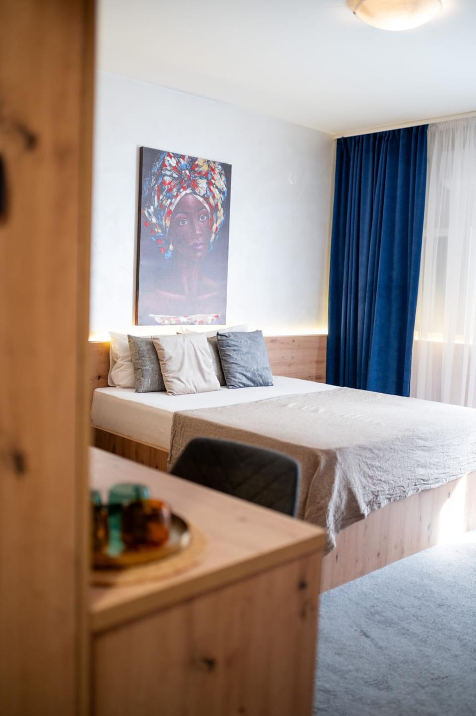 Bed, Photo of the whole room, Bedroom