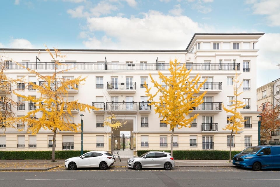 Haussmannian 8 pers Disneyland Paris 5' - Wifi & Parking Apartment in Chessy