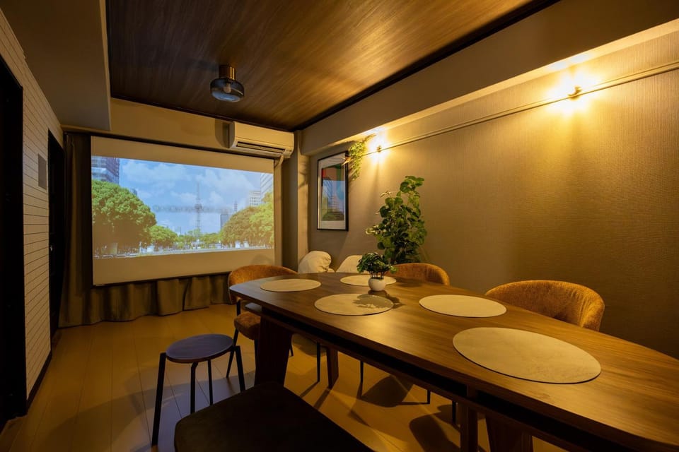 TV and multimedia, Dining area