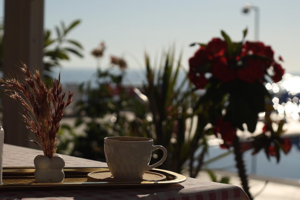 Natural landscape, Coffee/tea facilities