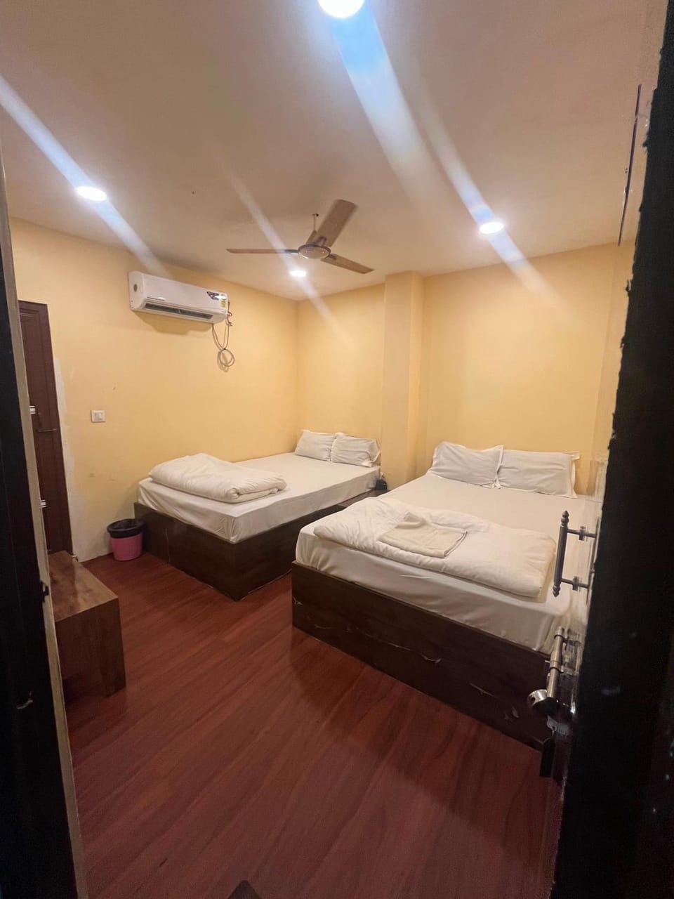 Hotel Royal Palace Apartment in Kolkata