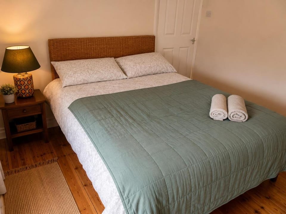 Spacious 5-Bed House, Sleeps 9, Near Promenade House in Morecambe