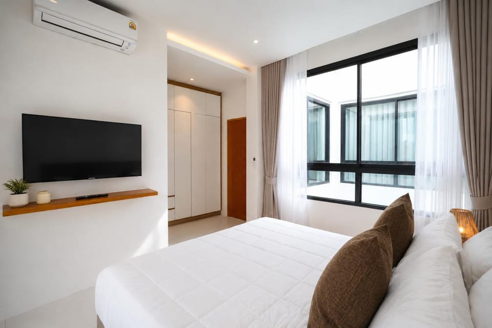 Belita Pool Villa Phuket - New Homey 3 Bedroom in Boat Avenue,Bangtao,Laguna,Layan Beach,EDC Villa in Choeng Thale