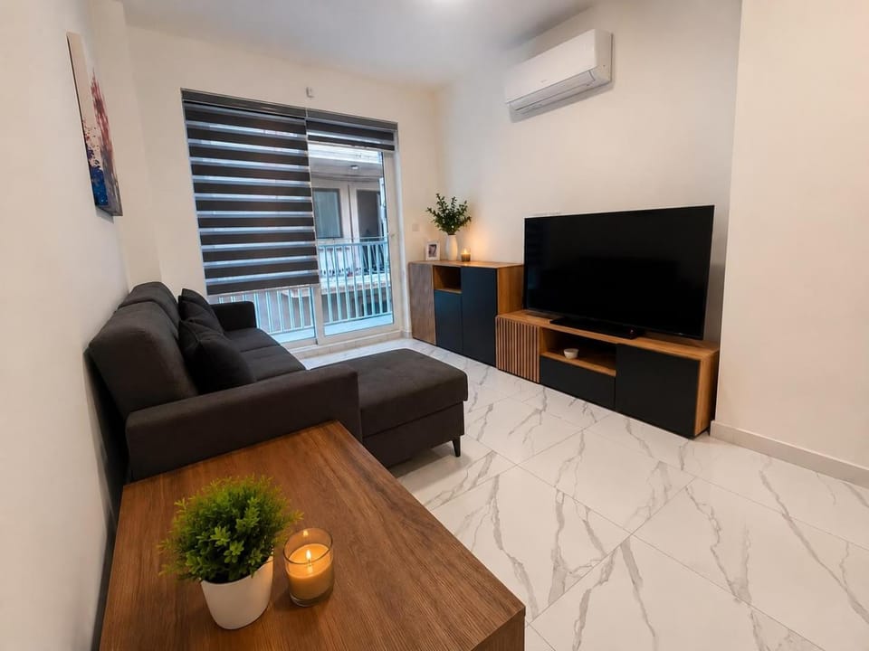 Spacious 3BR Apartment with 2 Bathrooms Apartment in Sliema
