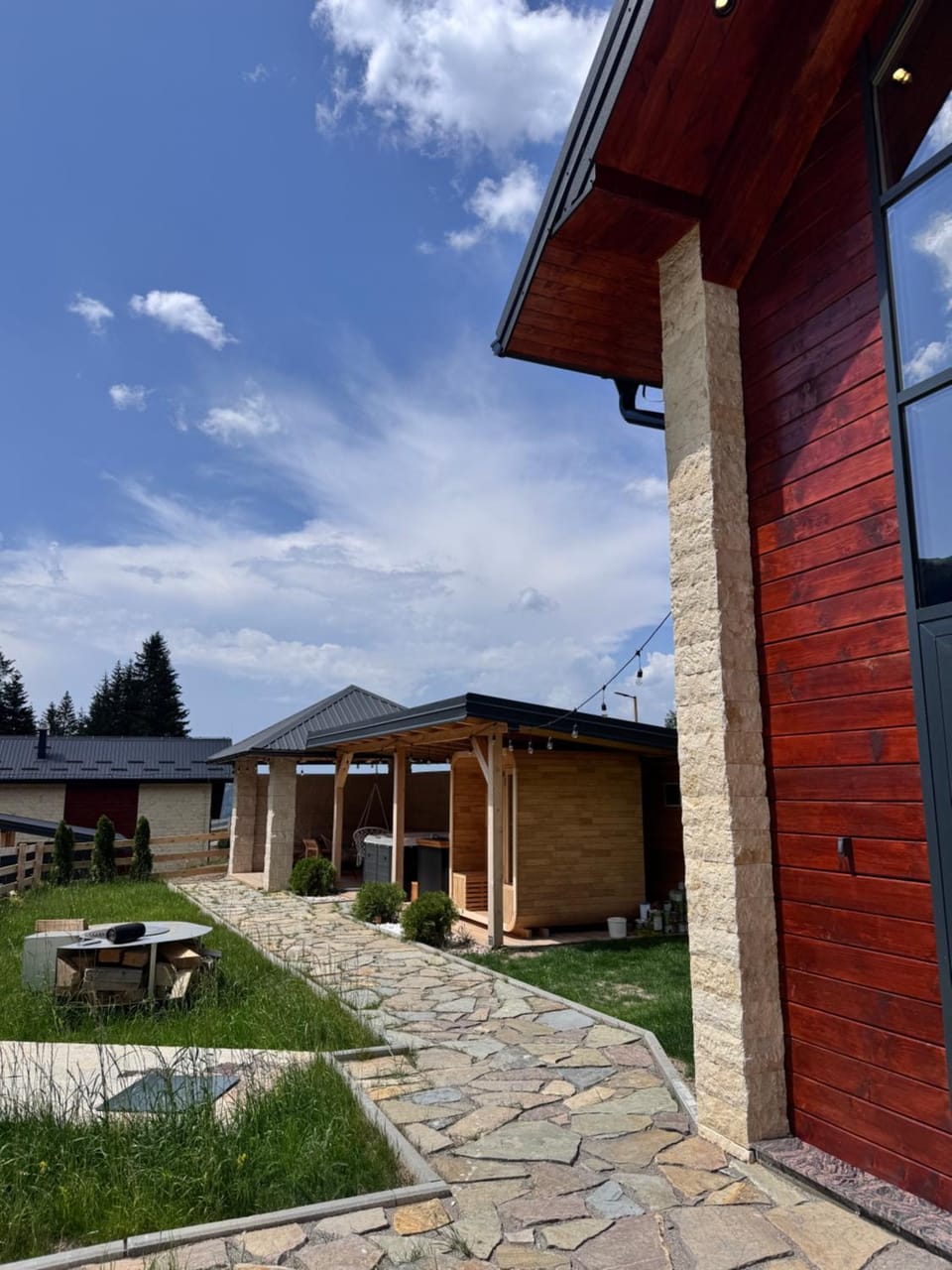 Bandzov 5 Elements Chalet in Montenegro