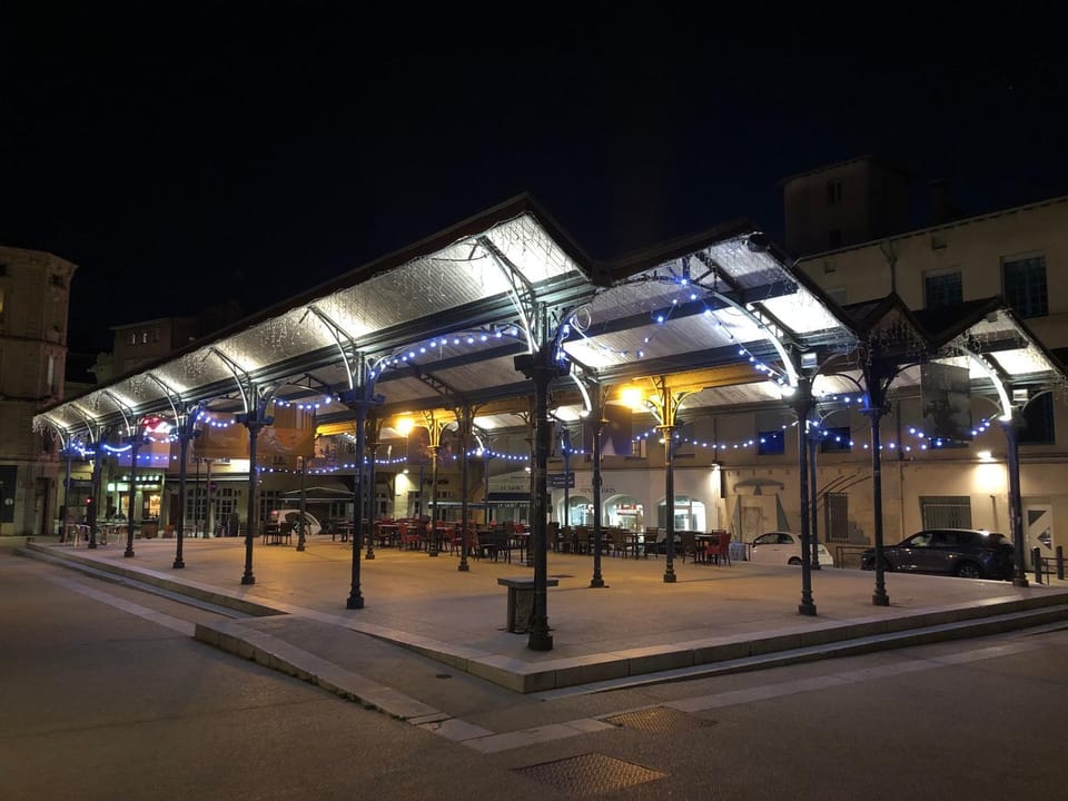 Le Napoléon - hyper centre avec patio au calme Apartment in Valence