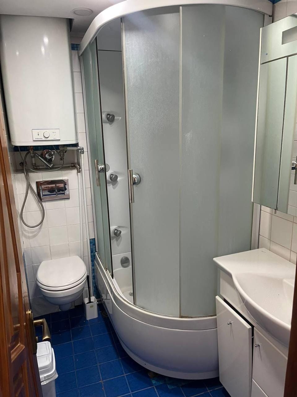 Двухуровневые апартаменты на Университетской Apartment in Odessa