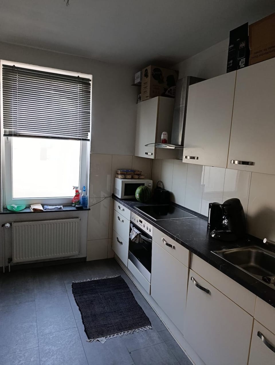Kitchen or kitchenette, Kitchen or kitchenette, dishwasher, stove