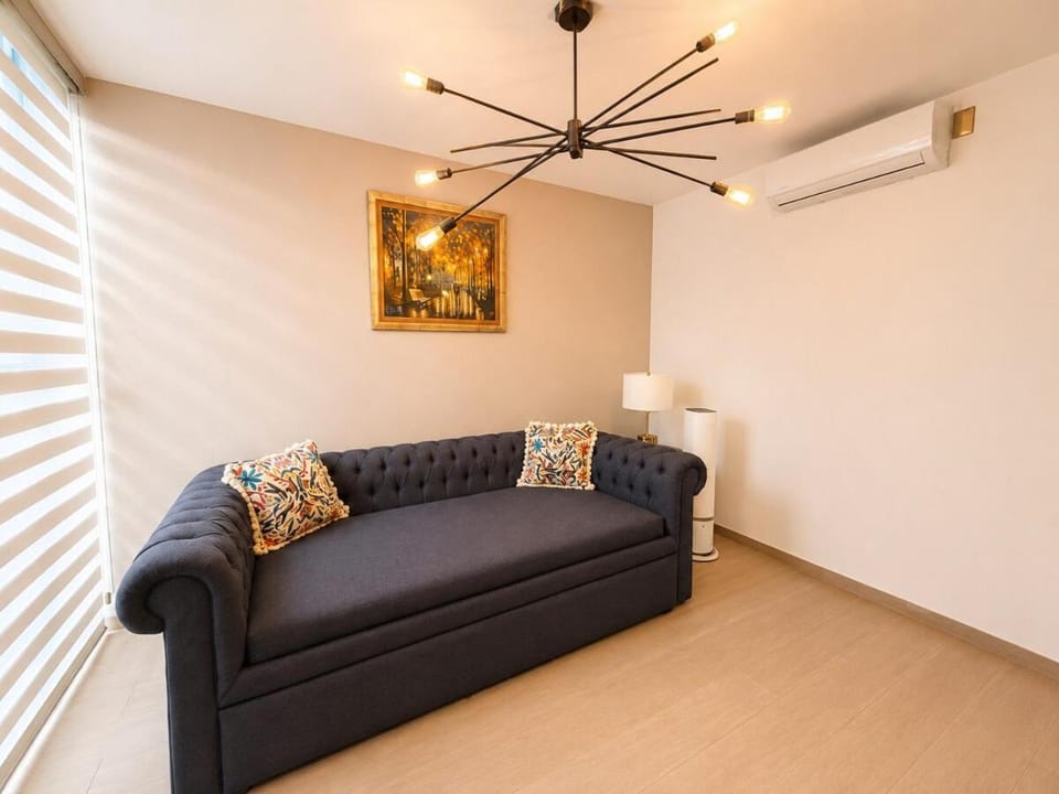 Casa Puerta Vieja Entire House 3 Bedrooms House in Aguascalientes